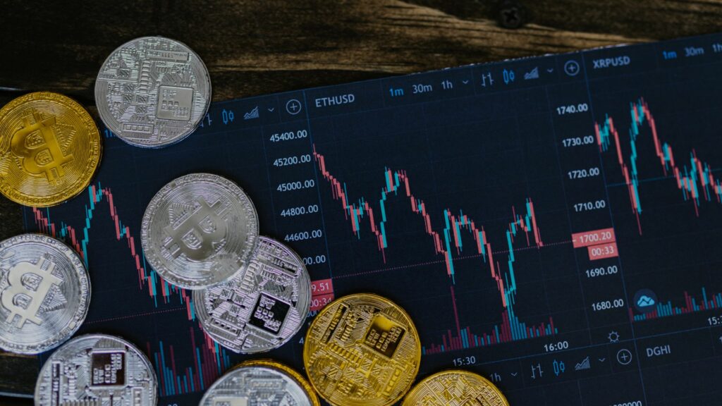 Analyst Predicts Softer Altcoin Seasons as Bitcoin Nears Record Highs